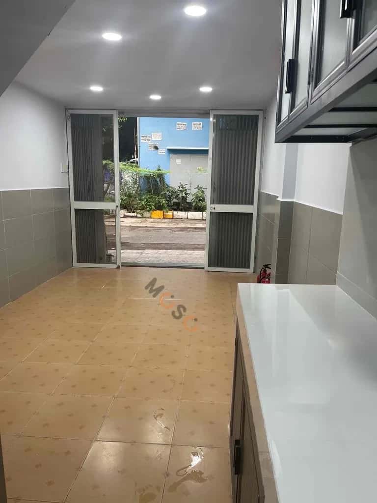 Cho thuê nhà hẻm Đường 18 Thủ Đức, TP.HCM – 2 phòng ngủ, giá 9 triệu — Hình 2
