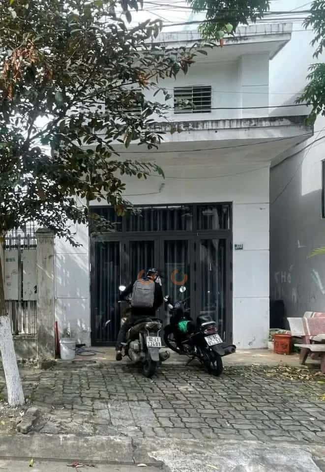 Bán nhà mặt tiền Hoàng Đạo Thúy Quận Cẩm Lệ, TP. Đà Nẵng – 3 phòng ngủ, giá 6.1 tỷ Bán nhà mặt tiền Hoàng Đạo Thúy Quận Cẩm Lệ, TP. Đà Nẵng – 3 phòng ngủ, giá 6.1 tỷ
