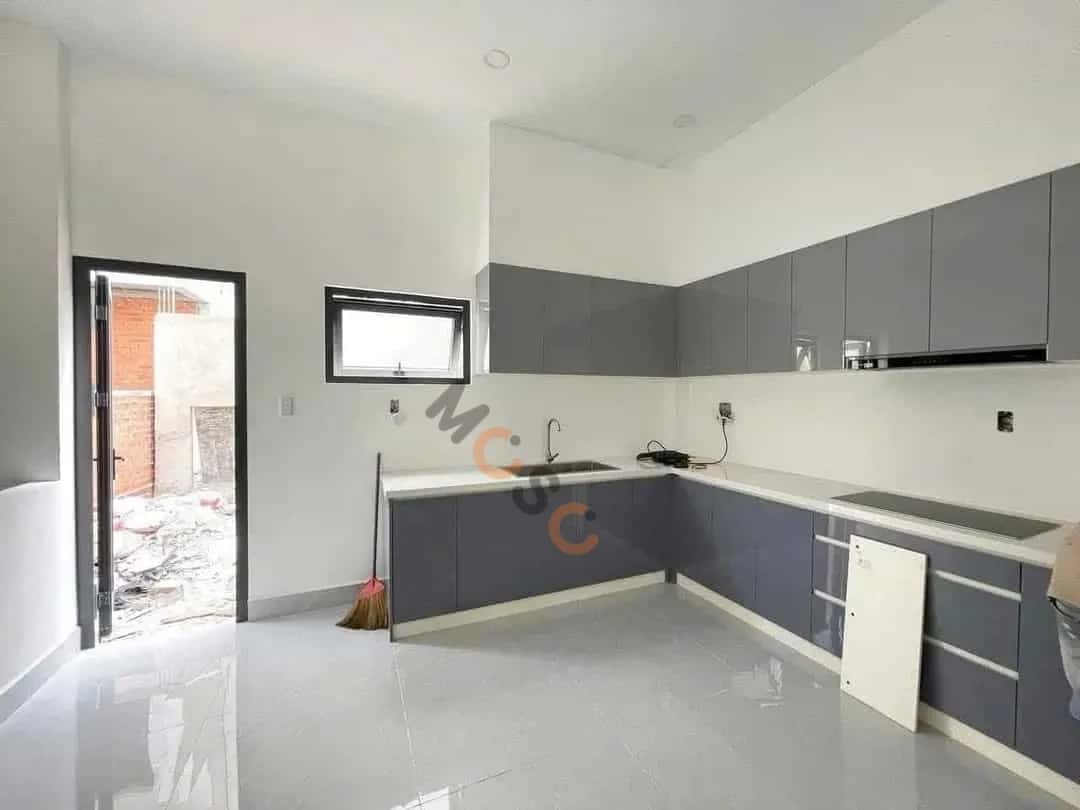 Cho thuê nhà mặt tiền Đường số 10 Thành phố Hồ Chí Minh, TP.HCM – 4 phòng ngủ, giá 28 triệu