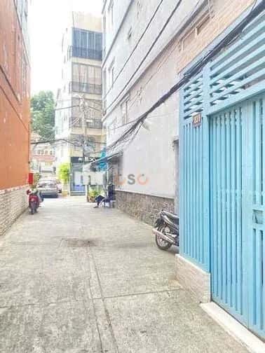 Cho thuê nhà hẻm Quận 4, TP.HCM – 2 phòng ngủ, giá 15 triệu Cho thuê nhà hẻm Quận 4, TP.HCM – 2 phòng ngủ, giá 15 triệu