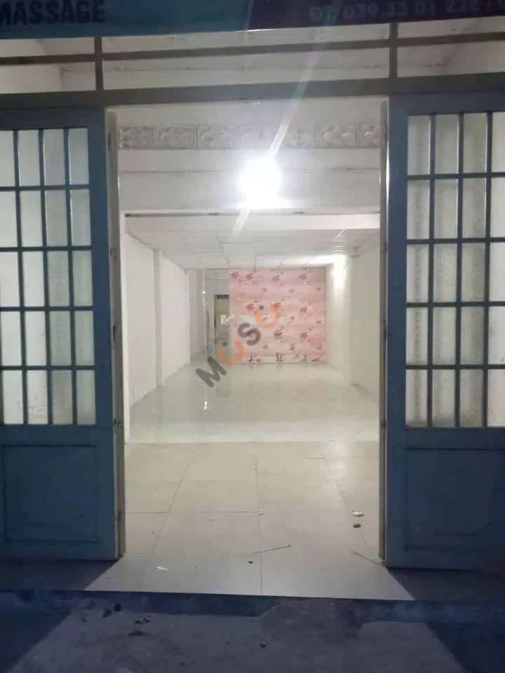 Cho thuê nhà hẻm Hóc Môn, TP.HCM – 2 phòng ngủ, giá 4 triệu