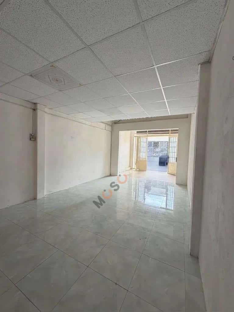 Cho thuê nhà hẻm Hóc Môn, TP.HCM – 2 phòng ngủ, giá 4 triệu — Hình 2