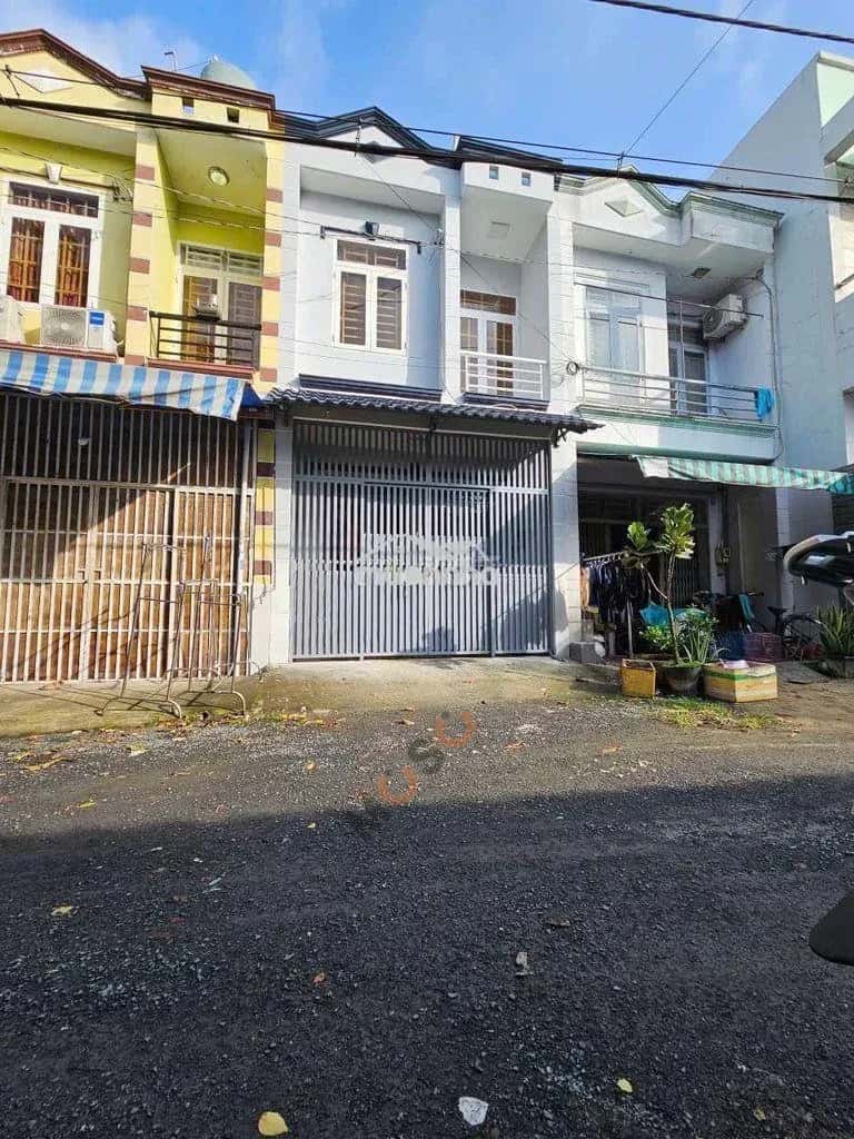 Cho thuê nhà hẻm Lý Thường Kiệt, Trần Thị Bốc, Thới Tam Thôn Huyện Hóc Môn, TP.HCM – 2 phòng ngủ, giá 5.5 triệu — Hình 2 Cho thuê nhà hẻm Lý Thường Kiệt, Trần Thị Bốc, Thới Tam Thôn Huyện Hóc Môn, TP.HCM – 2 phòng ngủ, giá 5.5 triệu — Hình 2