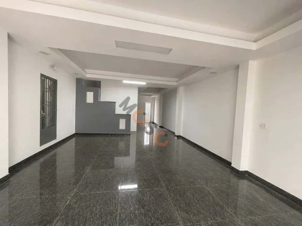 Cho thuê nhà mặt tiền Đường Lý Thường Kiệt Quận Tân Bình, TP.HCM – 7 phòng ngủ, giá 34 triệu — Hình 2 Cho thuê nhà mặt tiền Đường Lý Thường Kiệt Quận Tân Bình, TP.HCM – 7 phòng ngủ, giá 34 triệu — Hình 2