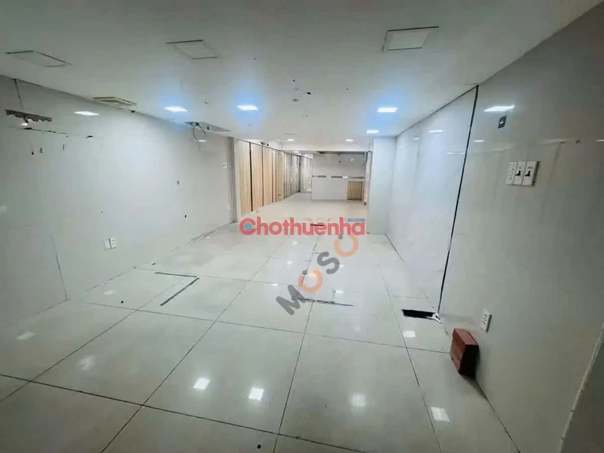 Cho thuê nhà hẻm Lê Thị Hồng Gấm Quận 1, TP.HCM – 4 phòng ngủ, giá 35 triệu — Hình 2