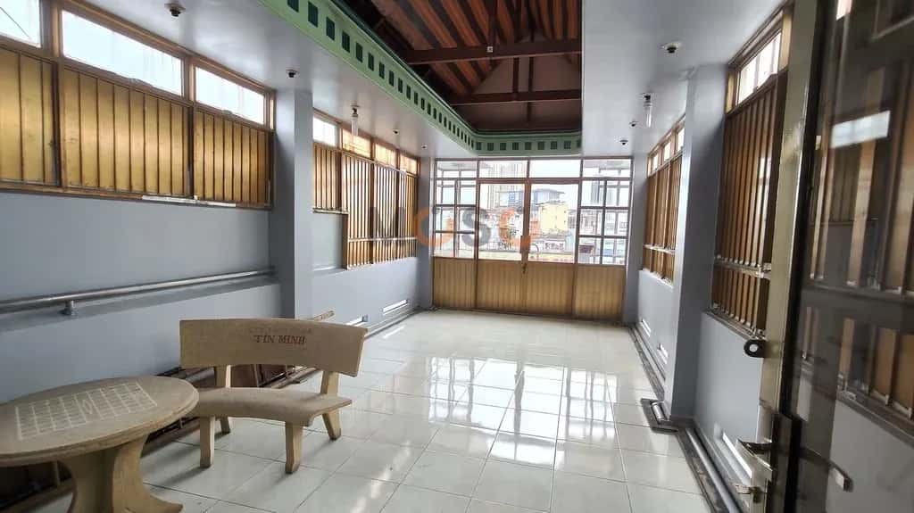 Cho thuê nhà mặt tiền Đường Bình Đông Quận 8, TP.HCM – 8 phòng ngủ, giá 30 triệu — Hình 2