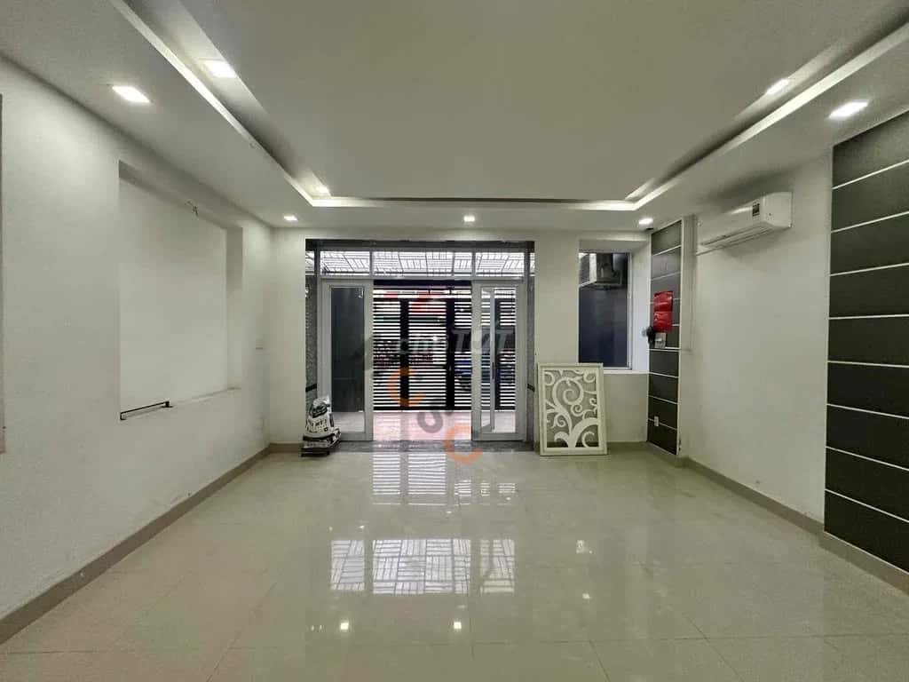 Cho thuê nhà mặt tiền Đường Tôn Thất Thuyết Quận 4, TP.HCM – giá 16 triệu — Hình 2 Cho thuê nhà mặt tiền Đường Tôn Thất Thuyết Quận 4, TP.HCM – giá 16 triệu — Hình 2