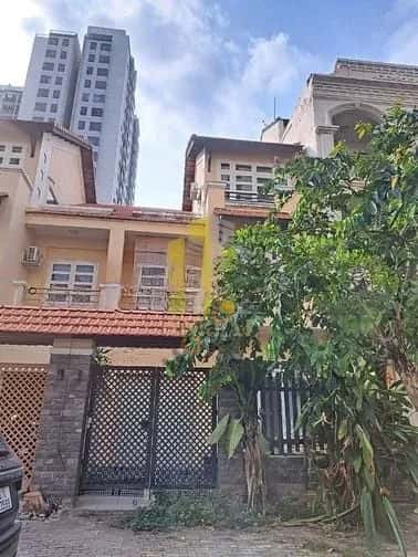 Cho thuê nhà hẻm Quận 2, TP.HCM – 4 phòng ngủ, giá 31 triệu