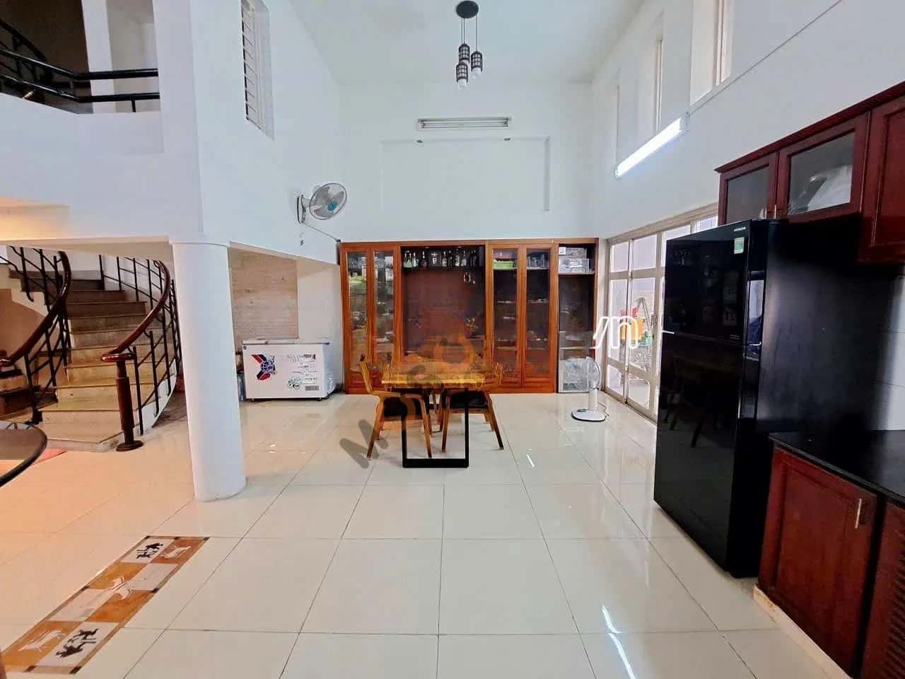 Cho thuê nhà hẻm Thảo Điền Quận 2, TP.HCM – 4 phòng ngủ, giá 83 triệu