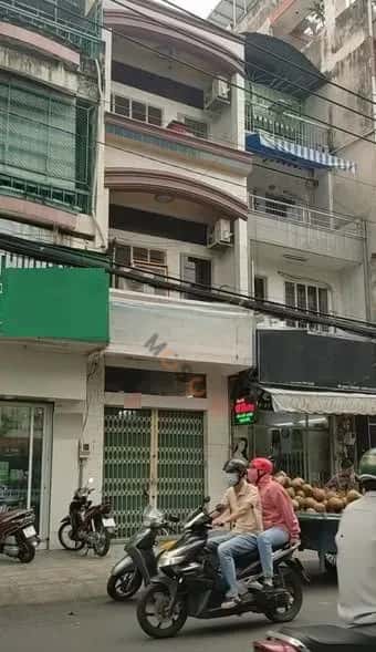 Cho thuê nhà mặt tiền Ngô Quyền Quận 10, Ho Chi Minh – 4 phòng ngủ, giá 26 triệu Cho thuê nhà mặt tiền Ngô Quyền Quận 10, Ho Chi Minh – 4 phòng ngủ, giá 26 triệu