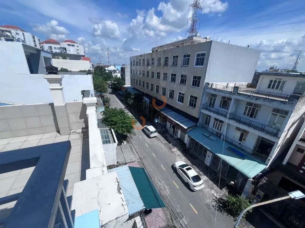 Cho thuê nhà hẻm Đường Lê Thị Riêng Quận 12, TP.HCM – 5 phòng ngủ, giá 18 triệu — Hình 3