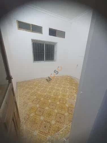 Cho thuê nhà hẻm Đường Lĩnh Nam Quận Hoàng Mai, Hà Nội – 4 phòng ngủ, giá 8 triệu — Hình 3 Cho thuê nhà hẻm Đường Lĩnh Nam Quận Hoàng Mai, Hà Nội – 4 phòng ngủ, giá 8 triệu — Hình 3