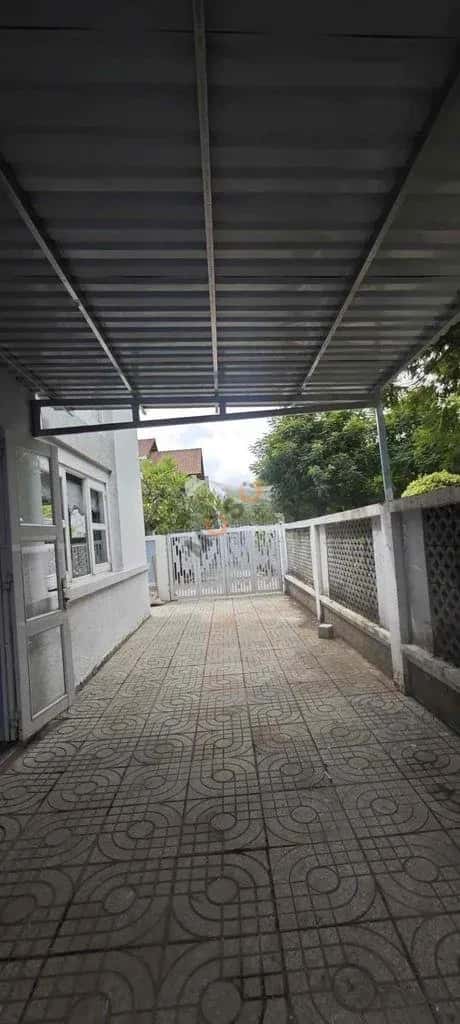 Cho thuê nhà hẻm Thành phố Biên Hòa, Đồng Nai – 3 phòng ngủ, giá 9 triệu — Hình 2 Cho thuê nhà hẻm Thành phố Biên Hòa, Đồng Nai – 3 phòng ngủ, giá 9 triệu — Hình 2