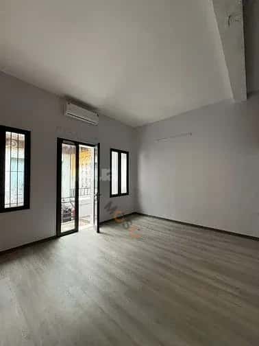 Cho thuê phòng trọ Hoàn Kiếm, Hà Nội – giá 8.3 triệu — Hình 2