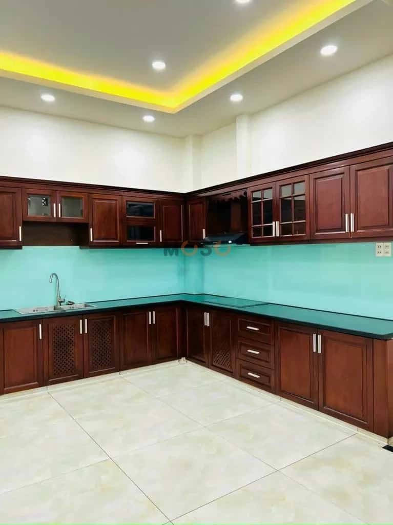 Cho thuê nhà hẻm Phạm Văn Hai Quận Tân Bình, TP.HCM – 4 phòng ngủ, giá 16 triệu — Hình 3