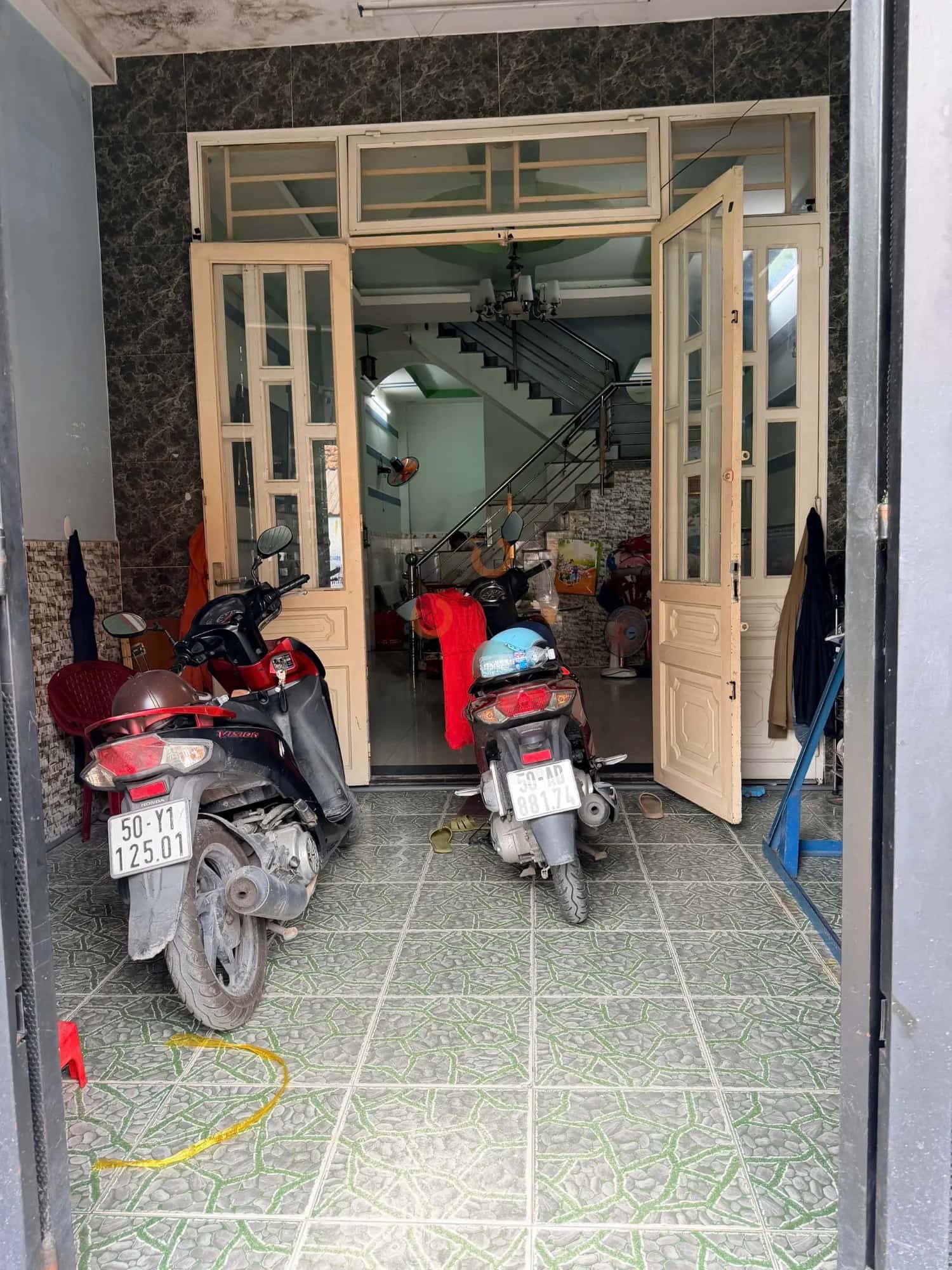 Bán nhà hẻm Đặng Thúc Vịnh Huyện Hóc Môn, TP.HCM – 3 phòng ngủ, giá 3.5 tỷ — Hình 3 Bán nhà hẻm Đặng Thúc Vịnh Huyện Hóc Môn, TP.HCM – 3 phòng ngủ, giá 3.5 tỷ — Hình 3