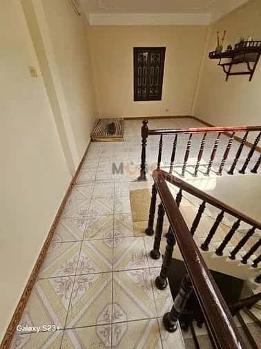 Cho thuê nhà hẻm Đê La Thành Đống Đa, Hà Nội – 4 phòng ngủ, giá 17 triệu — Hình 2 Cho thuê nhà hẻm Đê La Thành Đống Đa, Hà Nội – 4 phòng ngủ, giá 17 triệu — Hình 2