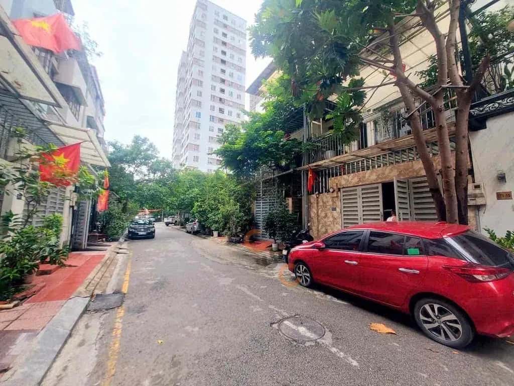 Cho thuê nhà hẻm Phố Hoàng Văn Thái Phương Liệt, Hà Nội – 5 phòng ngủ, giá 29 triệu — Hình 2