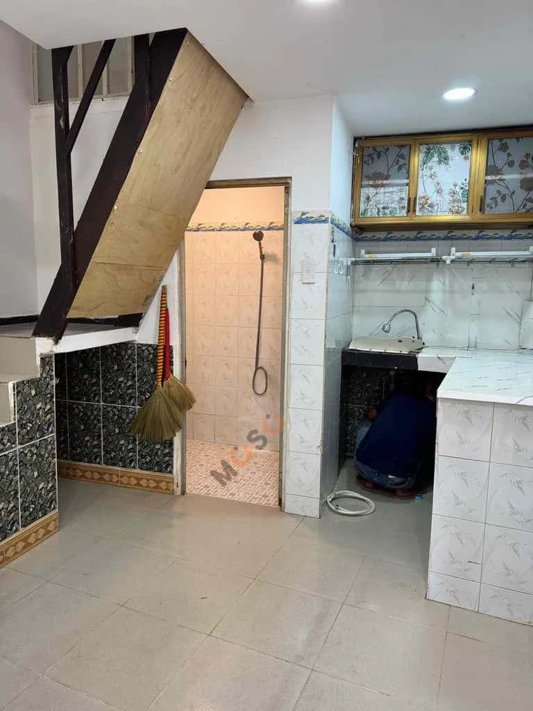 Cho thuê nhà hẻm Đường Khánh Hội Quận 4, TP.HCM – giá 5.5 triệu — Hình 2