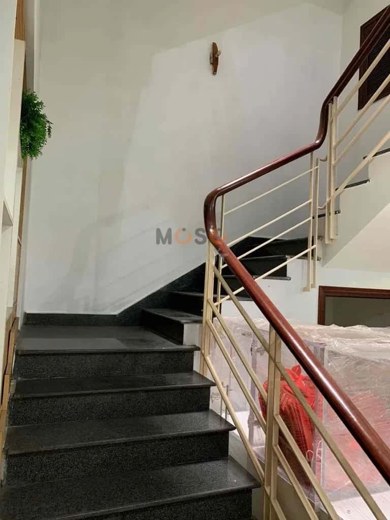 Cho thuê nhà hẻm Đường D3 Quận 9 cũ, TP.HCM – 4 phòng ngủ, giá 15 triệu — Hình 2