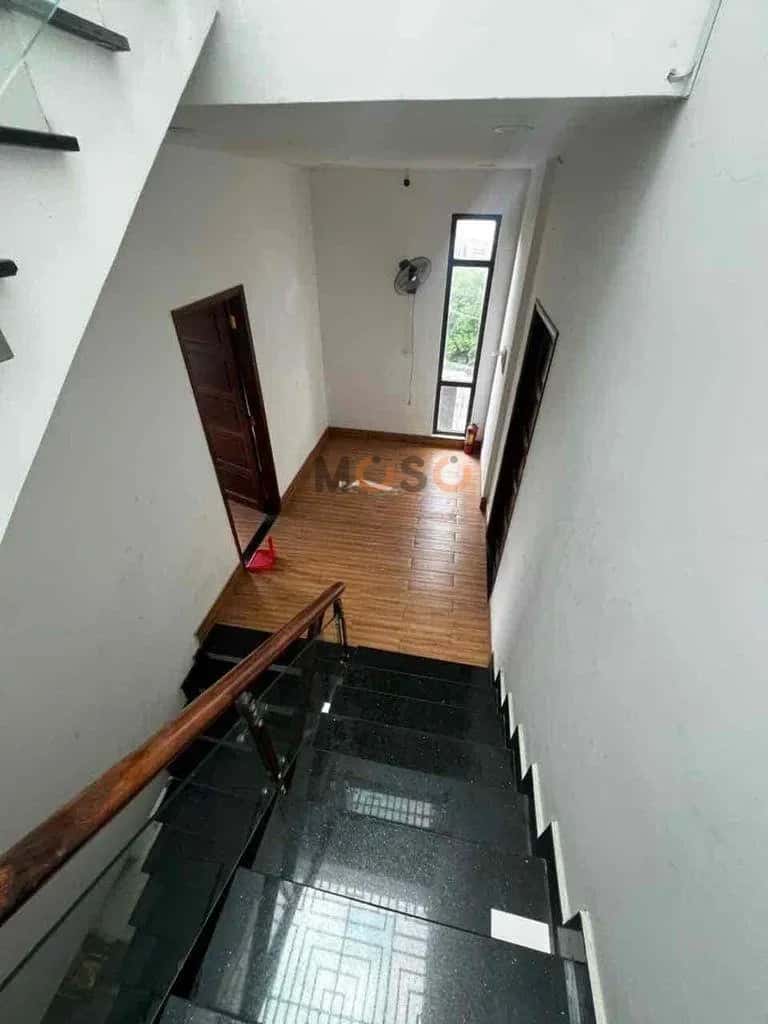 Cho thuê nhà hẻm Nguyễn Văn Quá Quận 12, TP.HCM – 4 phòng ngủ, giá 15 triệu — Hình 3