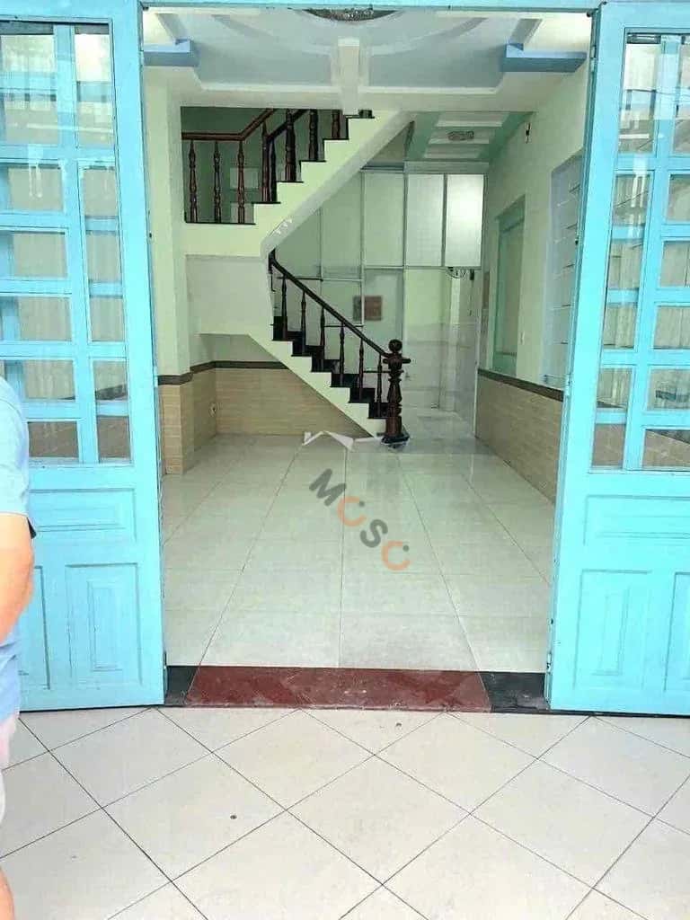 Cho thuê nhà hẻm Lâm Thị Hố Quận 12, TP.HCM – 5 phòng ngủ, giá 10 triệu — Hình 2