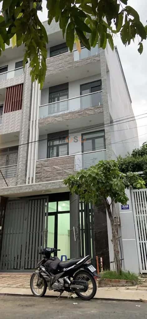 Cho thuê phòng trọ Đường Lê Văn Việt Quận 9 cũ, TP.HCM – 1 phòng ngủ, giá 3.5 triệu
