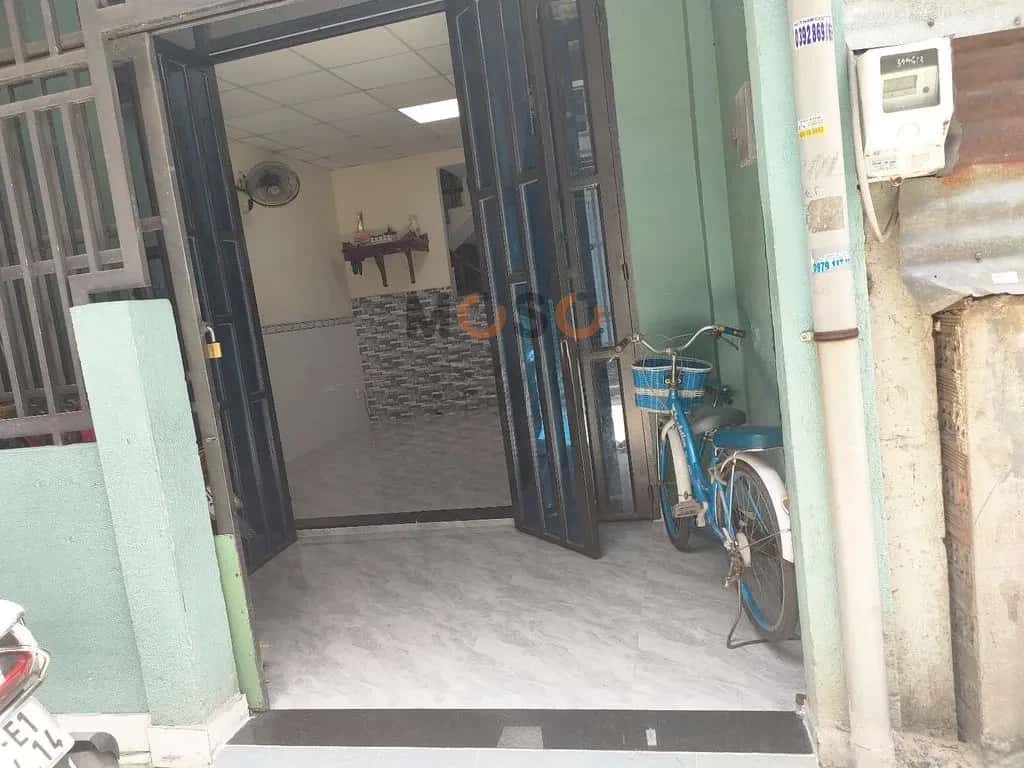 Cho thuê nhà hẻm Trần Quang Cơ Huyện Hóc Môn, TP.HCM – 2 phòng ngủ, giá 5 triệu — Hình 2 Cho thuê nhà hẻm Trần Quang Cơ Huyện Hóc Môn, TP.HCM – 2 phòng ngủ, giá 5 triệu — Hình 2