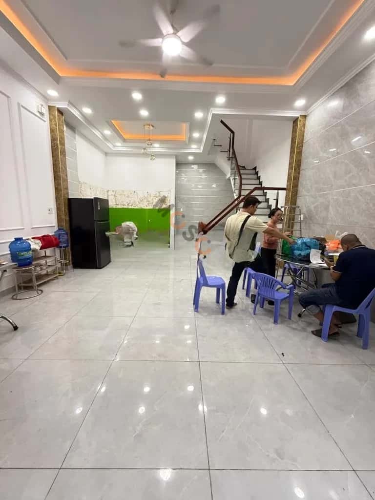 Cho thuê nhà hẻm Liên Khu 4-5 Bình Tân, TP.HCM – 4 phòng ngủ, giá 5.2 tỷ — Hình 3 Cho thuê nhà hẻm Liên Khu 4-5 Bình Tân, TP.HCM – 4 phòng ngủ, giá 5.2 tỷ — Hình 3