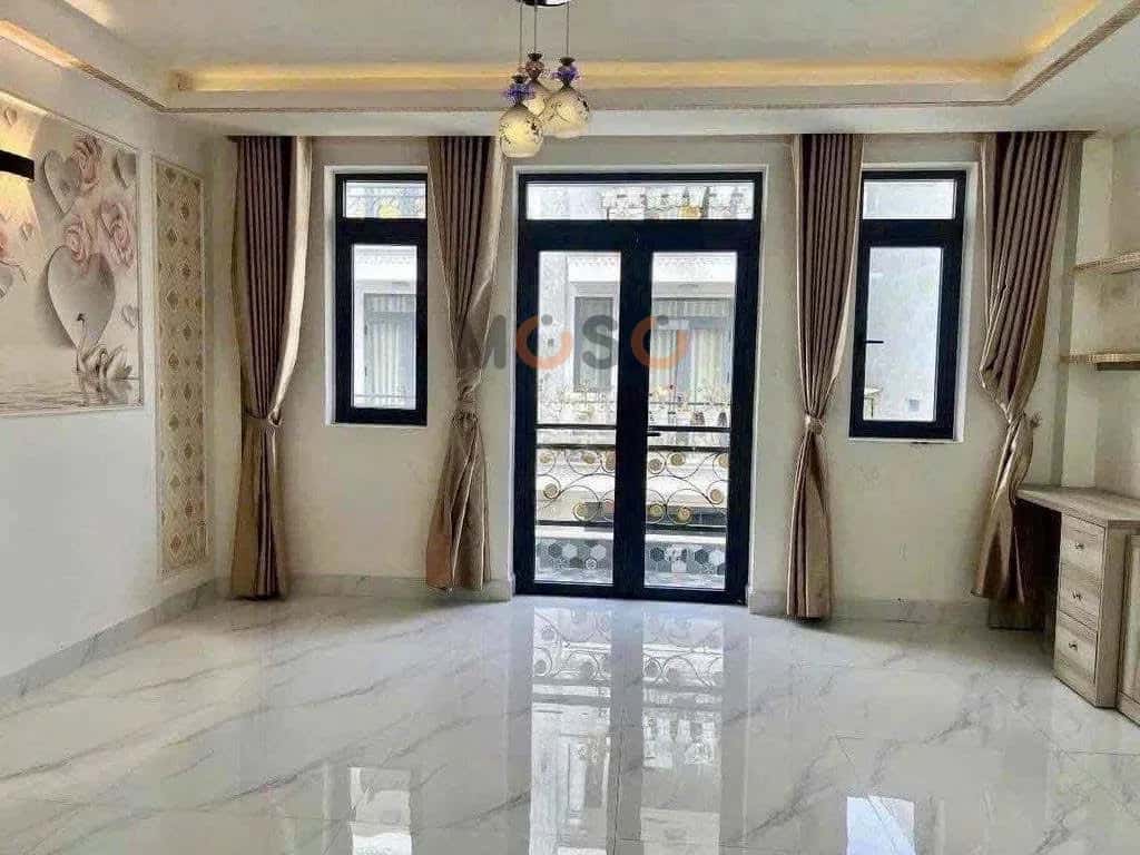 Cho thuê nhà mặt tiền Đường Số 3 Quận 3, TP.HCM – 6 phòng ngủ, giá 30 triệu — Hình 2