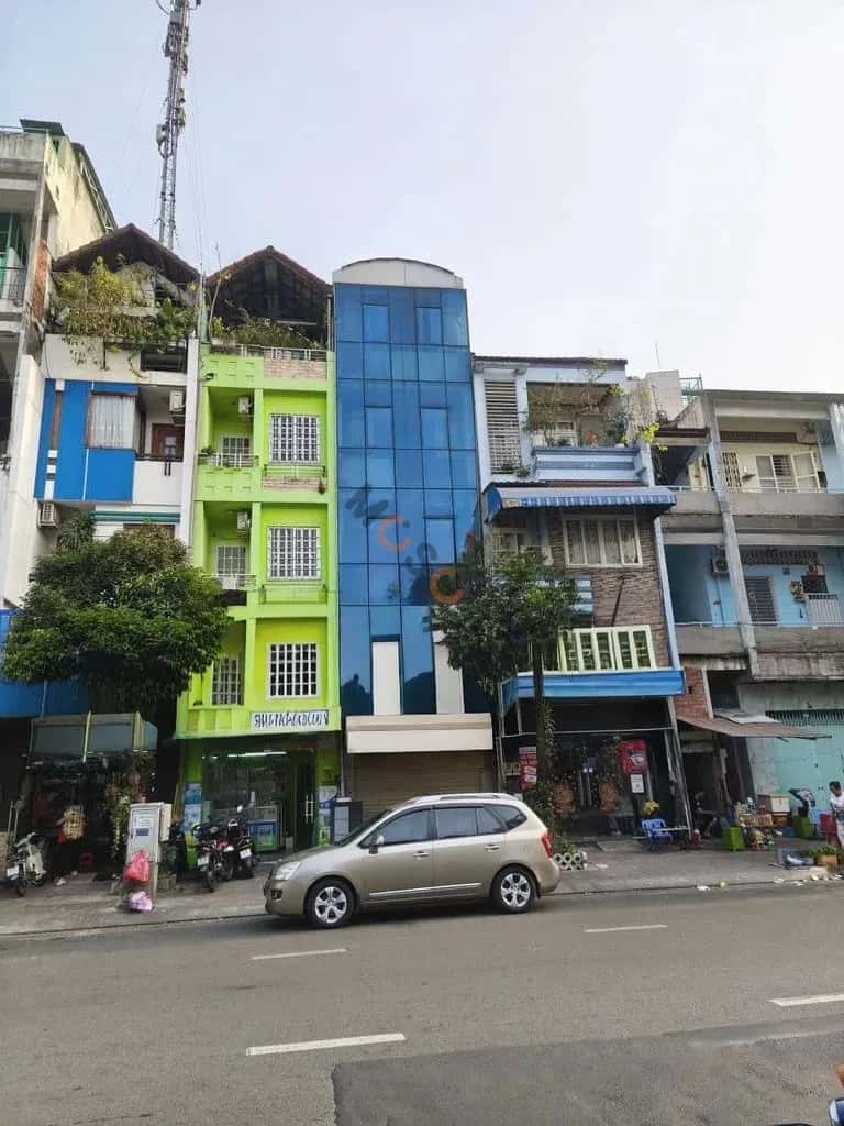 Cho thuê nhà mặt tiền Đường Hải Thượng Lãn Ông Quận 5, TP.HCM – 4 phòng ngủ, giá 50 triệu