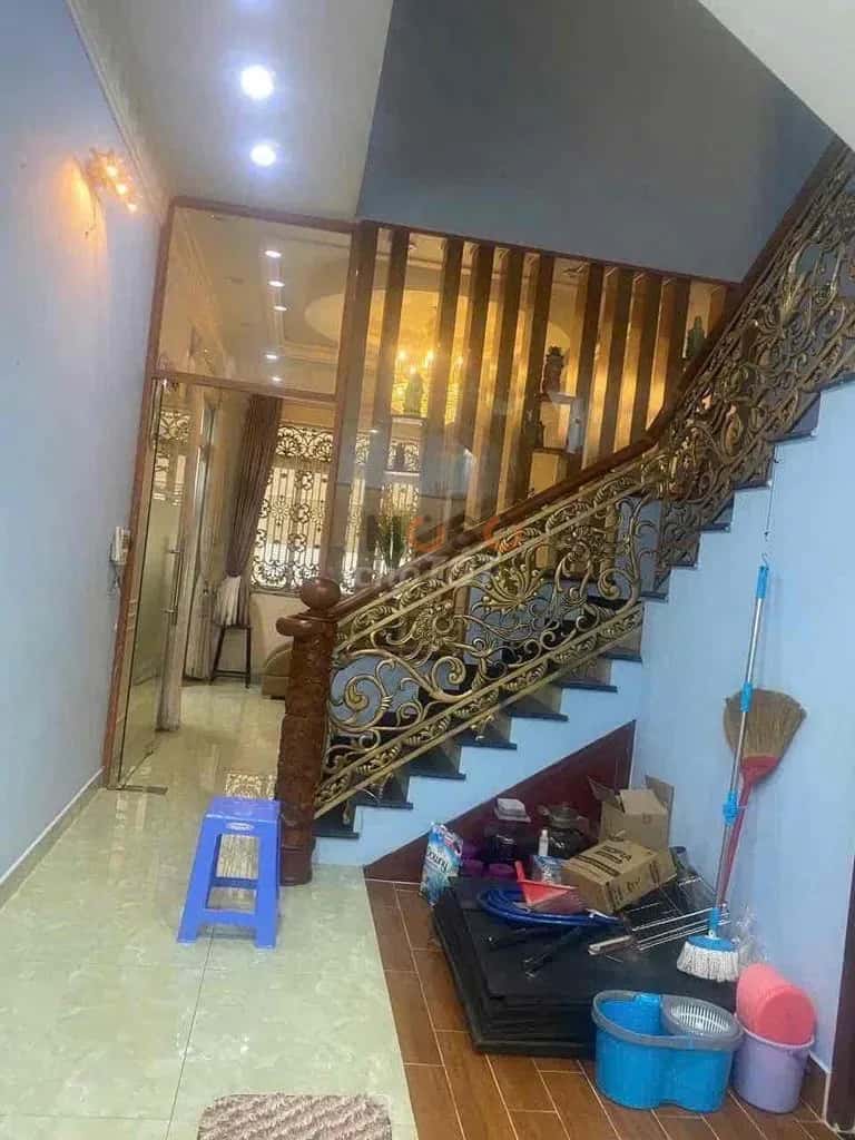 Cho thuê nhà hẻm Xtt59 Huyện Hóc Môn, Ho Chi Minh – 4 phòng ngủ, giá 15 triệu — Hình 2