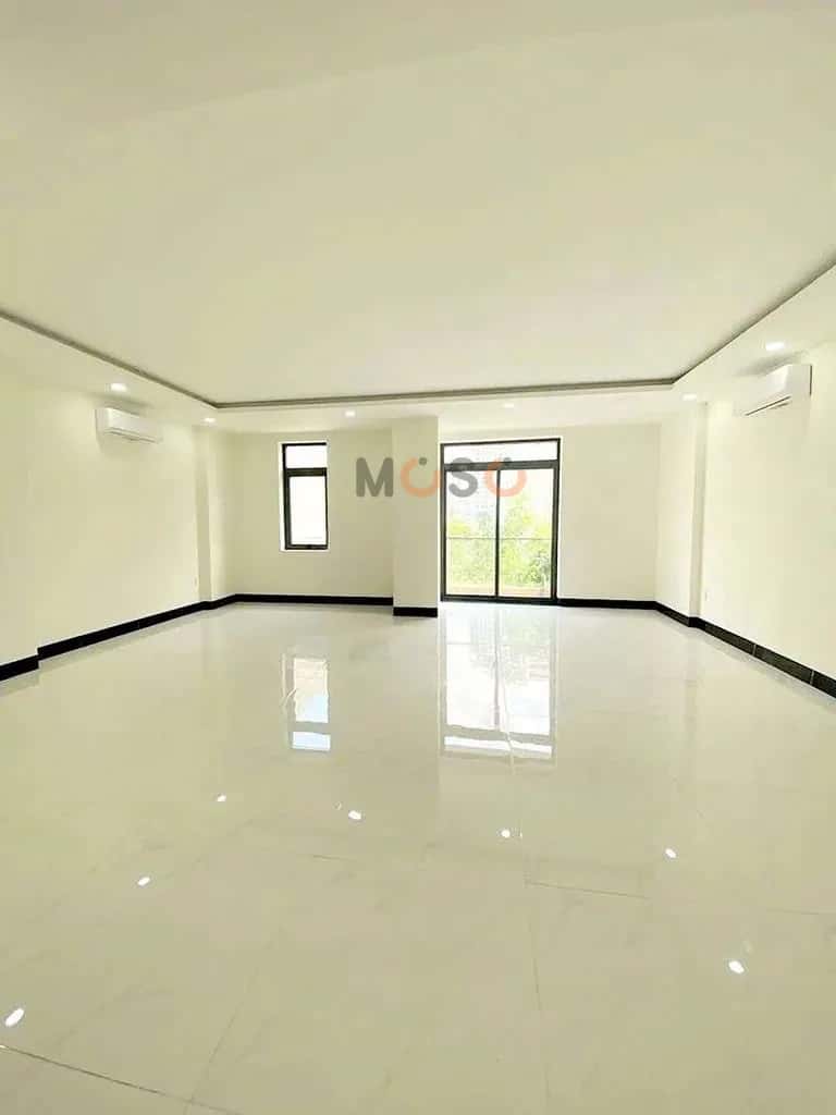 Cho thuê nhà mặt tiền Lam Sơn Quận Tân Bình, Ho Chi Minh – 6 phòng ngủ, giá 25 triệu — Hình 2