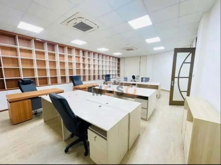 Cho thuê nhà mặt tiền Lam Sơn Quận Tân Bình, Ho Chi Minh – 6 phòng ngủ, giá 25 triệu — Hình 3
