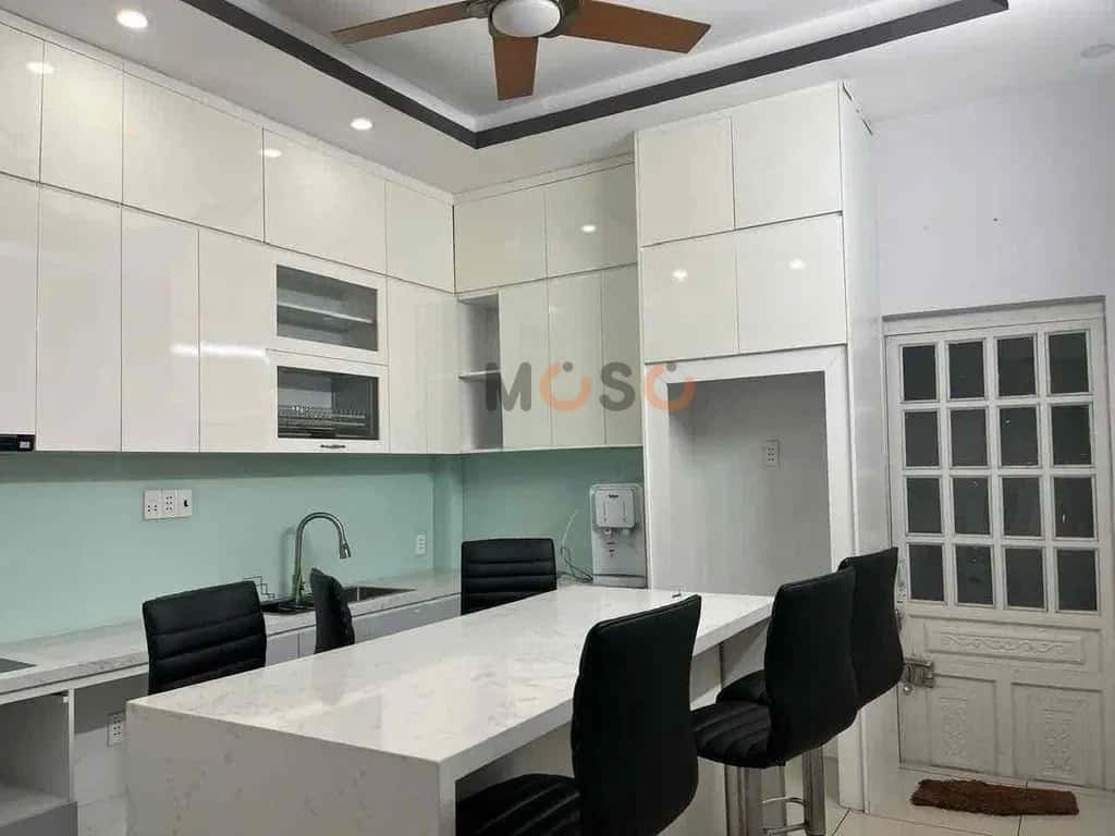 Cho thuê nhà hẻm Huỳnh Tấn Phát Quận 7, TP.HCM – 5 phòng ngủ, giá 17 triệu