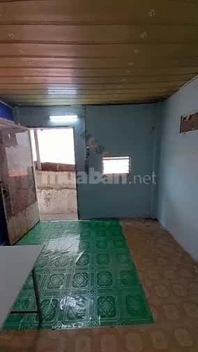 Cho thuê phòng trọ Đường Tô Ký Quận 12, TP.HCM – 1 phòng ngủ, giá 700000 VNĐ