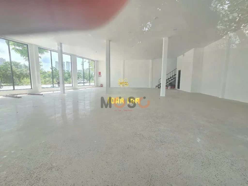 Cho thuê nhà mặt tiền Phạm Văn Ngôn Quận 2 cũ, TP. Thủ Đức – giá 150 triệu — Hình 3