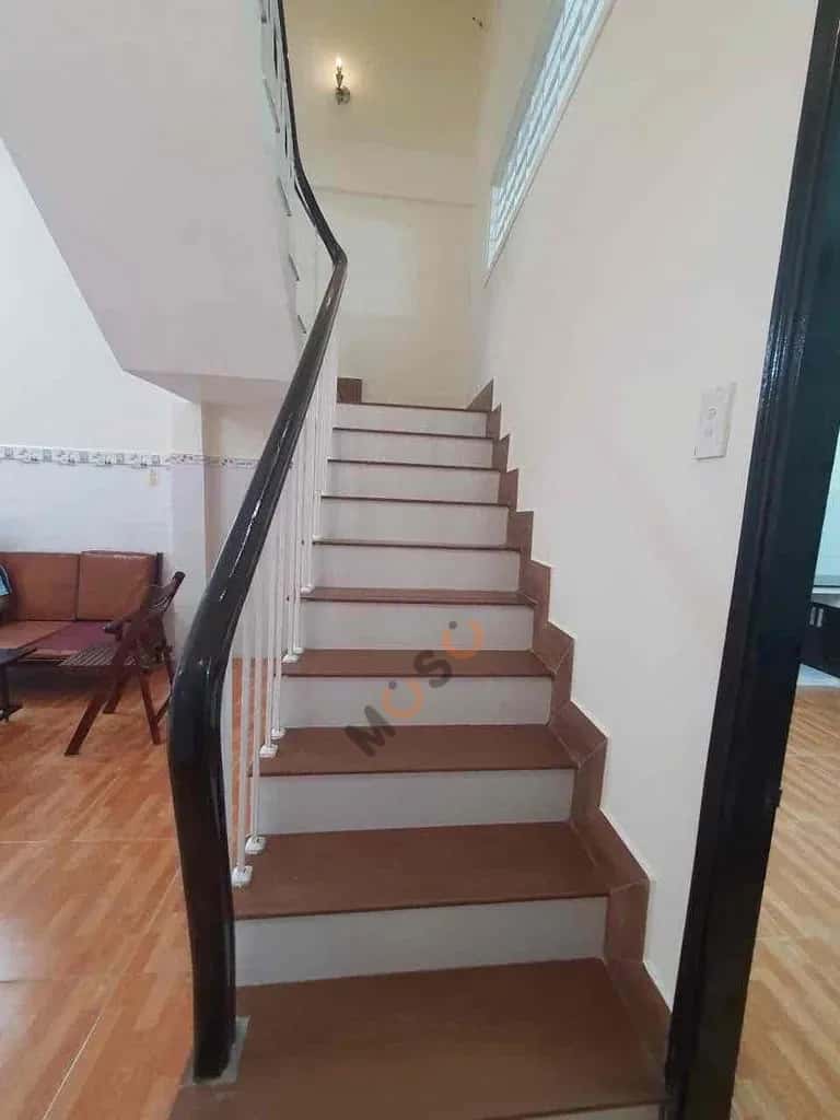 Cho thuê nhà hẻm Đường Trường Sa Quận Tân Bình, TP.HCM – 4 phòng ngủ, giá 19.5 triệu — Hình 3 Cho thuê nhà hẻm Đường Trường Sa Quận Tân Bình, TP.HCM – 4 phòng ngủ, giá 19.5 triệu — Hình 3