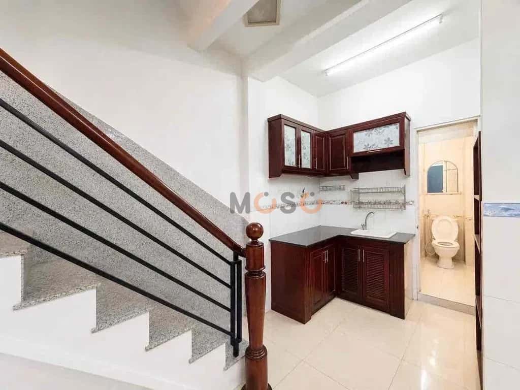 Cho thuê nhà hẻm Đường Hoàng Văn Thụ Quận Phú Nhuận, TP.HCM – 2 phòng ngủ, giá 10 triệu — Hình 2