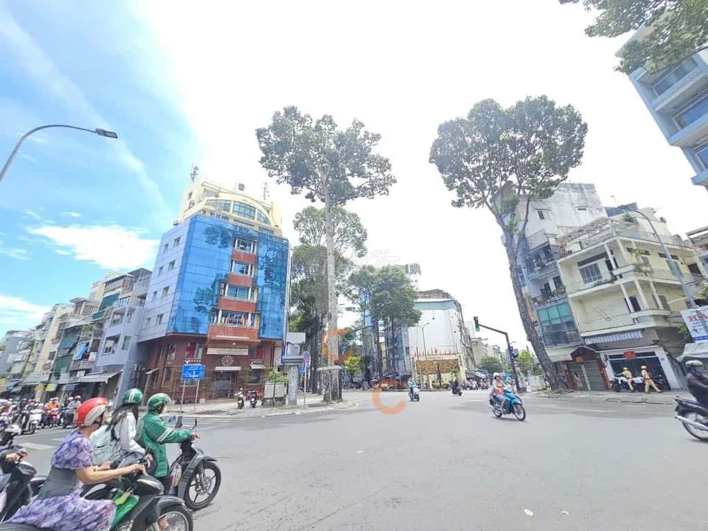 Cho thuê nhà mặt tiền Đường Sư Vạn Hạnh Quận 10, TP.HCM – giá 90 triệu — Hình 3