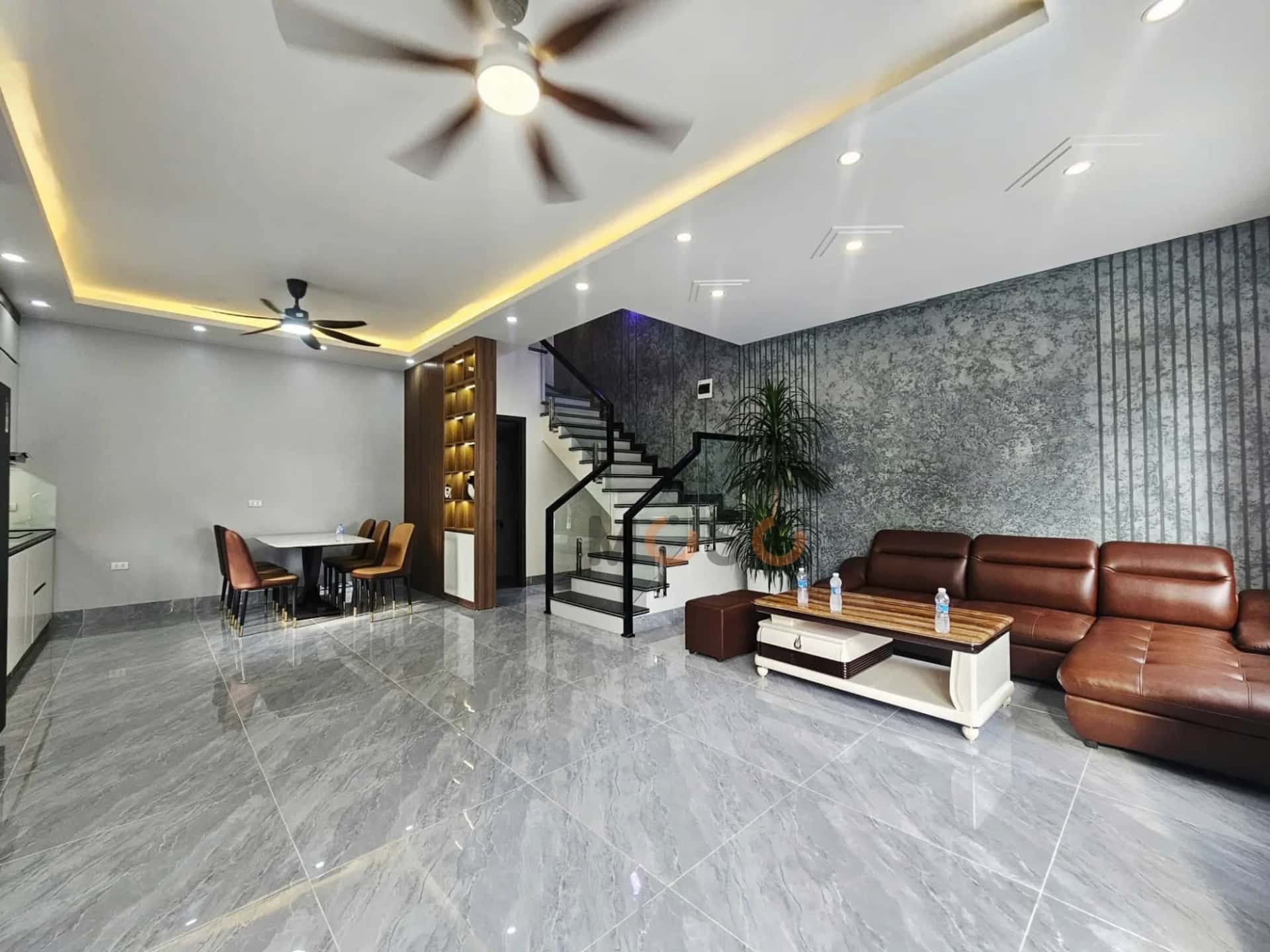 Bán nhà mặt tiền Làng Bầu Thành phố Vĩnh Yên, Vĩnh Phúc – 3 phòng ngủ, giá 3.5 tỷ — Hình 3 Bán nhà mặt tiền Làng Bầu Thành phố Vĩnh Yên, Vĩnh Phúc – 3 phòng ngủ, giá 3.5 tỷ — Hình 3