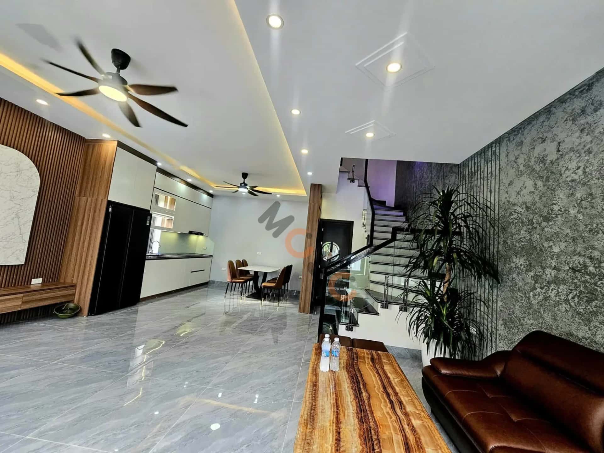 Bán nhà mặt tiền Làng Bầu Thành phố Vĩnh Yên, Vĩnh Phúc – 3 phòng ngủ, giá 3.5 tỷ — Hình 2 Bán nhà mặt tiền Làng Bầu Thành phố Vĩnh Yên, Vĩnh Phúc – 3 phòng ngủ, giá 3.5 tỷ — Hình 2