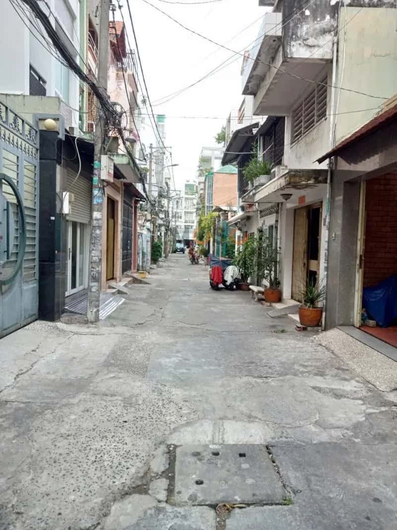 Cho thuê nhà hẻm Nguyễn Tiểu La Quận 10, TP.HCM – 2 phòng ngủ, giá 15 triệu