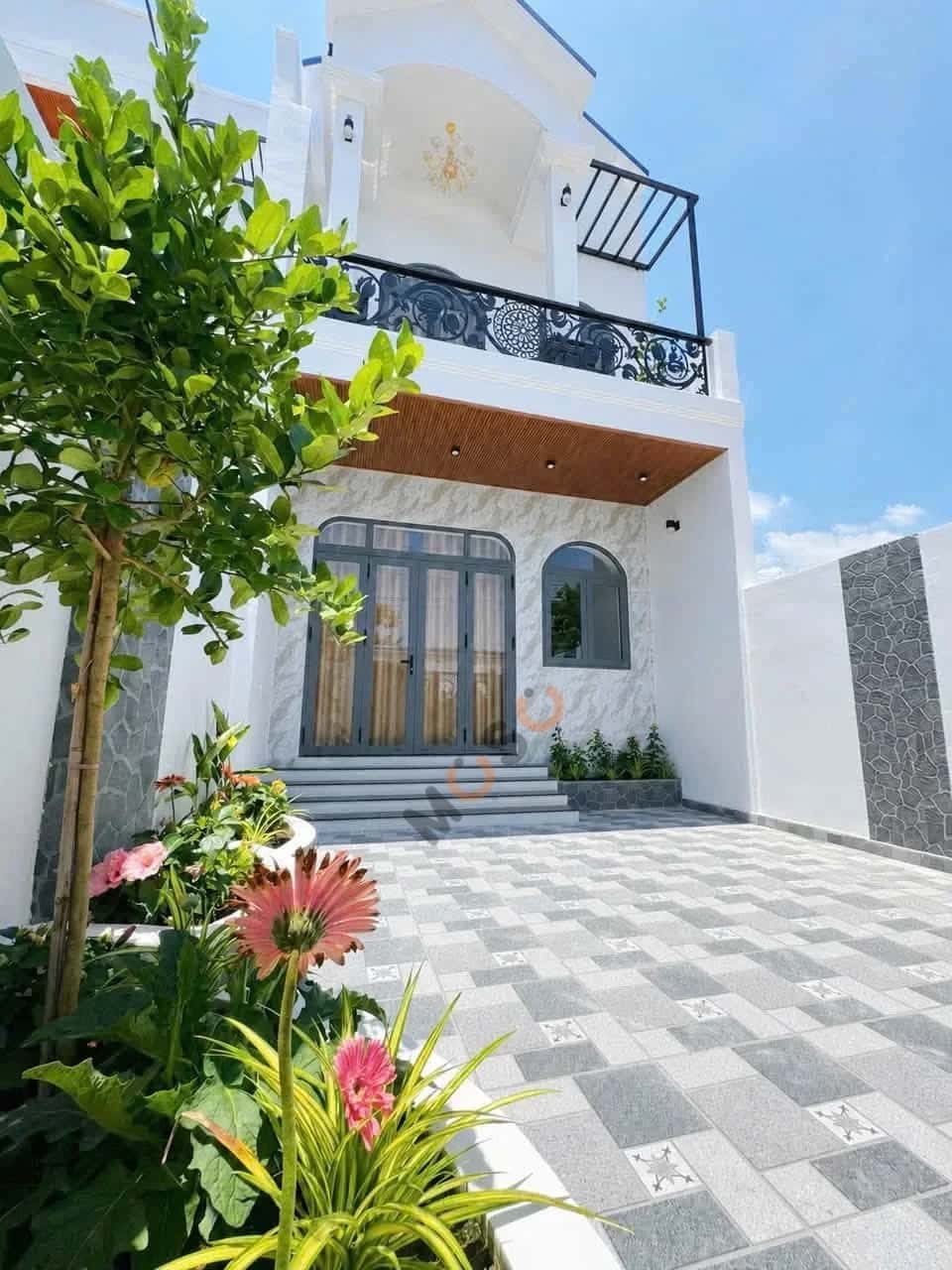 Bán nhà mặt tiền Hương Lộ 45, Thôn 2 Huyện Diên Khánh, Khánh Hòa – 3 phòng ngủ, giá 2.8 tỷ Bán nhà mặt tiền Hương Lộ 45, Thôn 2 Huyện Diên Khánh, Khánh Hòa – 3 phòng ngủ, giá 2.8 tỷ