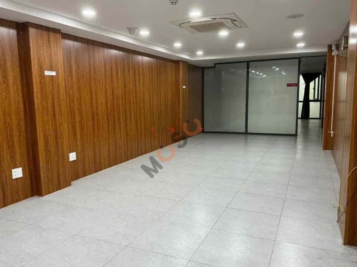 Cho thuê nhà mặt tiền Đường Hùng Vương Quận 5, TP.HCM – giá 180 triệu — Hình 3 Cho thuê nhà mặt tiền Đường Hùng Vương Quận 5, TP.HCM – giá 180 triệu — Hình 3