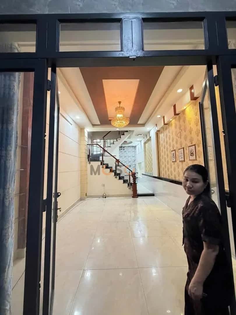 Cho thuê nhà hẻm Đường Kha Vạn Cân Thành phố Hồ Chí Minh, TP.HCM – 4 phòng ngủ, giá 12 triệu — Hình 2