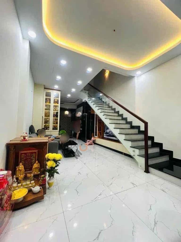 Cho thuê nhà hẻm Đường Nguyễn Xiển Quận 9 cũ, TP.HCM – 4 phòng ngủ, giá 14.5 triệu