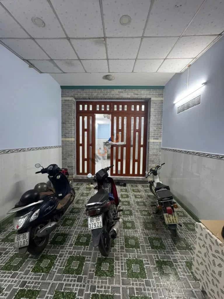 Cho thuê nhà hẻm Đường Huỳnh Văn Nghệ Quận Gò Vấp, TP.HCM – 3 phòng ngủ, giá 11 triệu — Hình 2