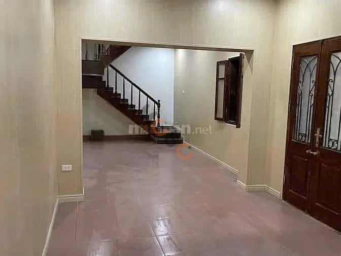 Cho thuê nhà hẻm Phố Hàng Chuối Hai Bà Trưng, Hà Nội – 3 phòng ngủ, giá 15.5 triệu — Hình 3 Cho thuê nhà hẻm Phố Hàng Chuối Hai Bà Trưng, Hà Nội – 3 phòng ngủ, giá 15.5 triệu — Hình 3