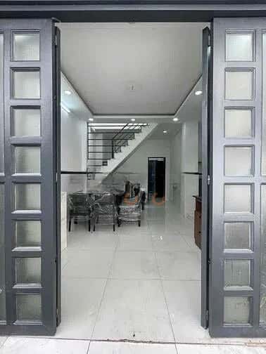 Cho thuê nhà hẻm Quận 5, TP.HCM – 3 phòng ngủ, giá 15 triệu Cho thuê nhà hẻm Quận 5, TP.HCM – 3 phòng ngủ, giá 15 triệu